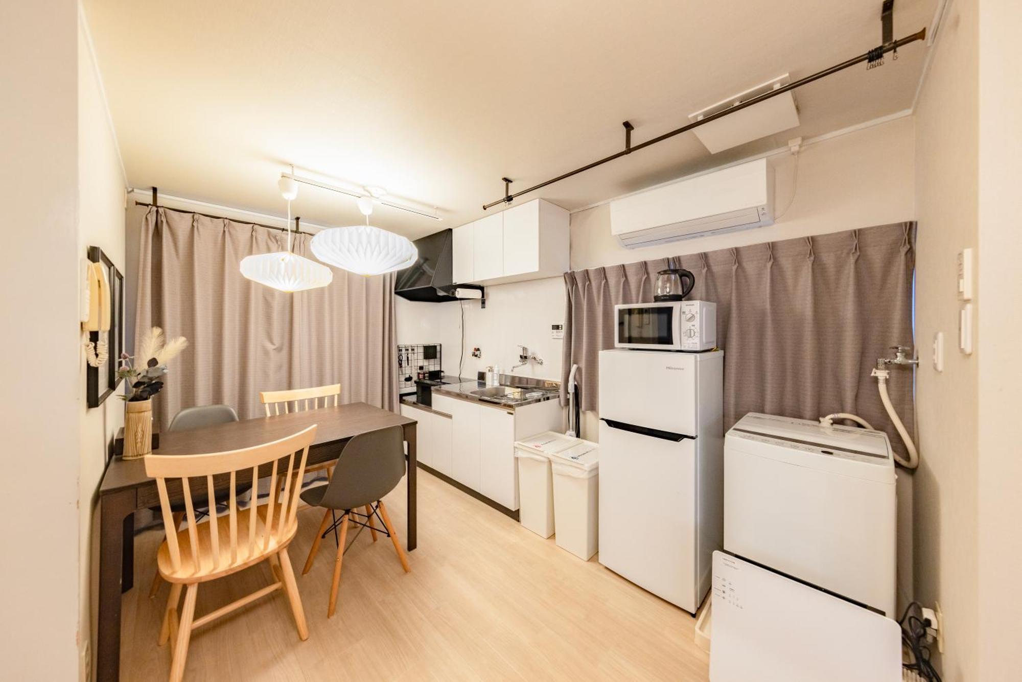 Ritz Place Nishikujo Осака Екстериор снимка